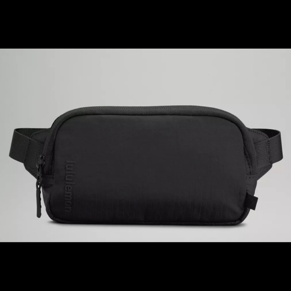 lululemon athletica Handbags - Black_NWT_Mini Everywhere Belt Bag *Last one*